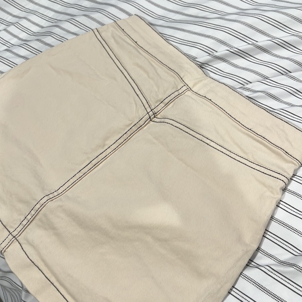 off white denim short - Picture 2 of 3
